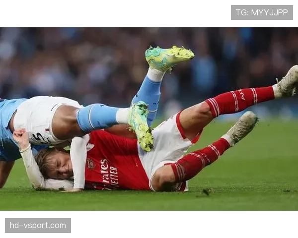 厄德高在国家队的战术核心作用与带队表现解析